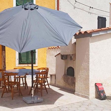 House Krizanic In Marcana, Istria, With 2 Apartments, Total 9 Guests Екстер'єр фото