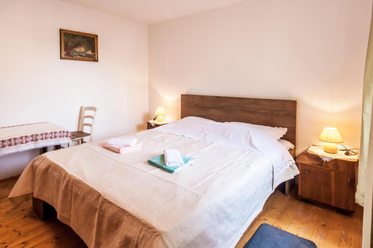 House Krizanic In Marcana, Istria, With 2 Apartments, Total 9 Guests Екстер'єр фото